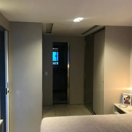 Flat Iate Plaza