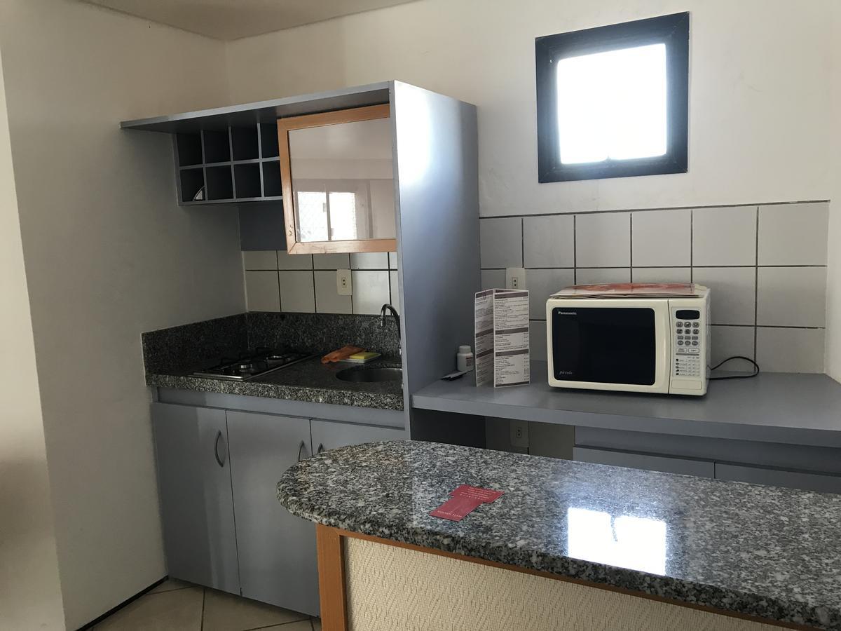 Flat Iate Plaza *