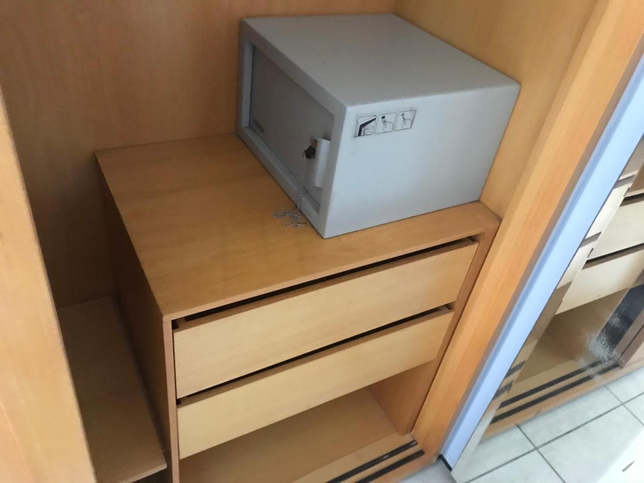 Flat Iate Plaza